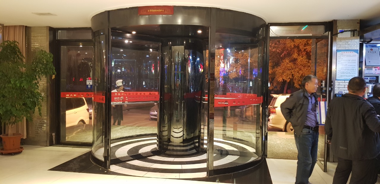 CỬA INOX LUXURY