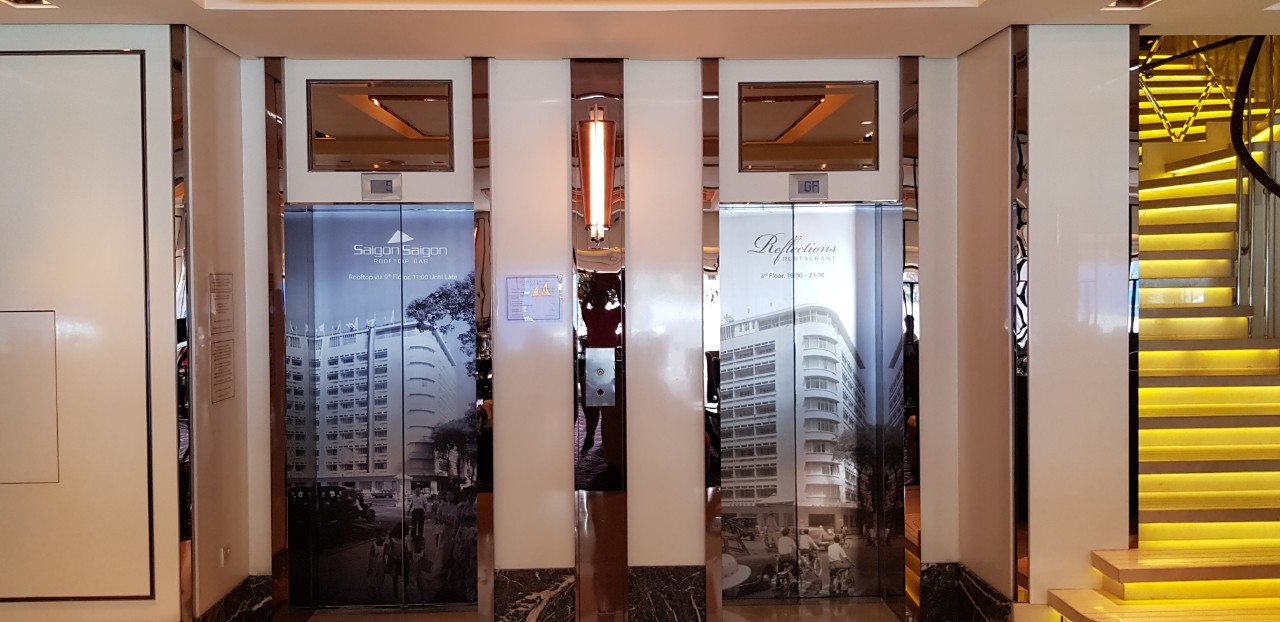 CỬA TẦNG THANG MÁY INOX LUXURY